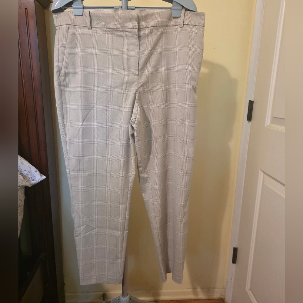 H&M Beige Plaid Ankle Pants Size 18